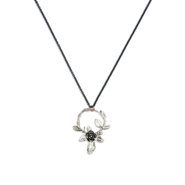 Wreath Necklace